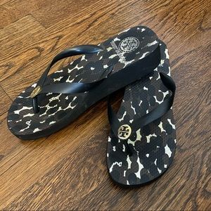 Tory Burch flip flops